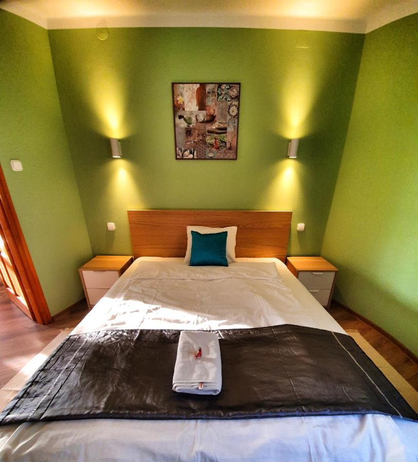 Pannonia Apartman Естергом Екстериор снимка