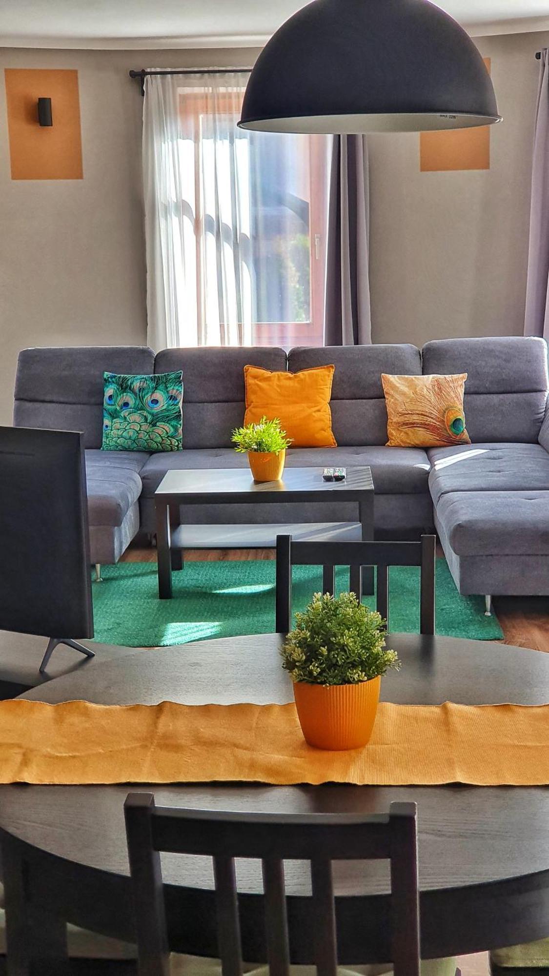 Pannonia Apartman Естергом Екстериор снимка