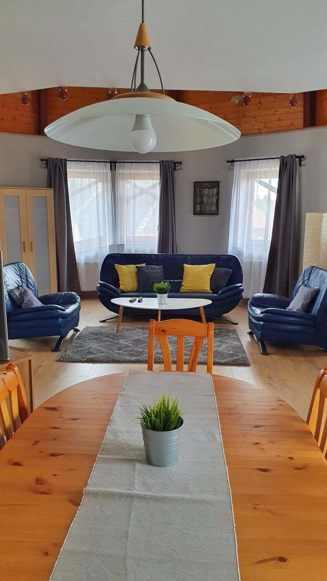 Pannonia Apartman Естергом Стая снимка