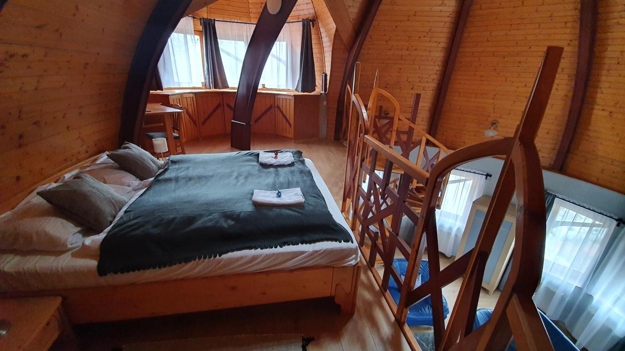 Pannonia Apartman Естергом Стая снимка