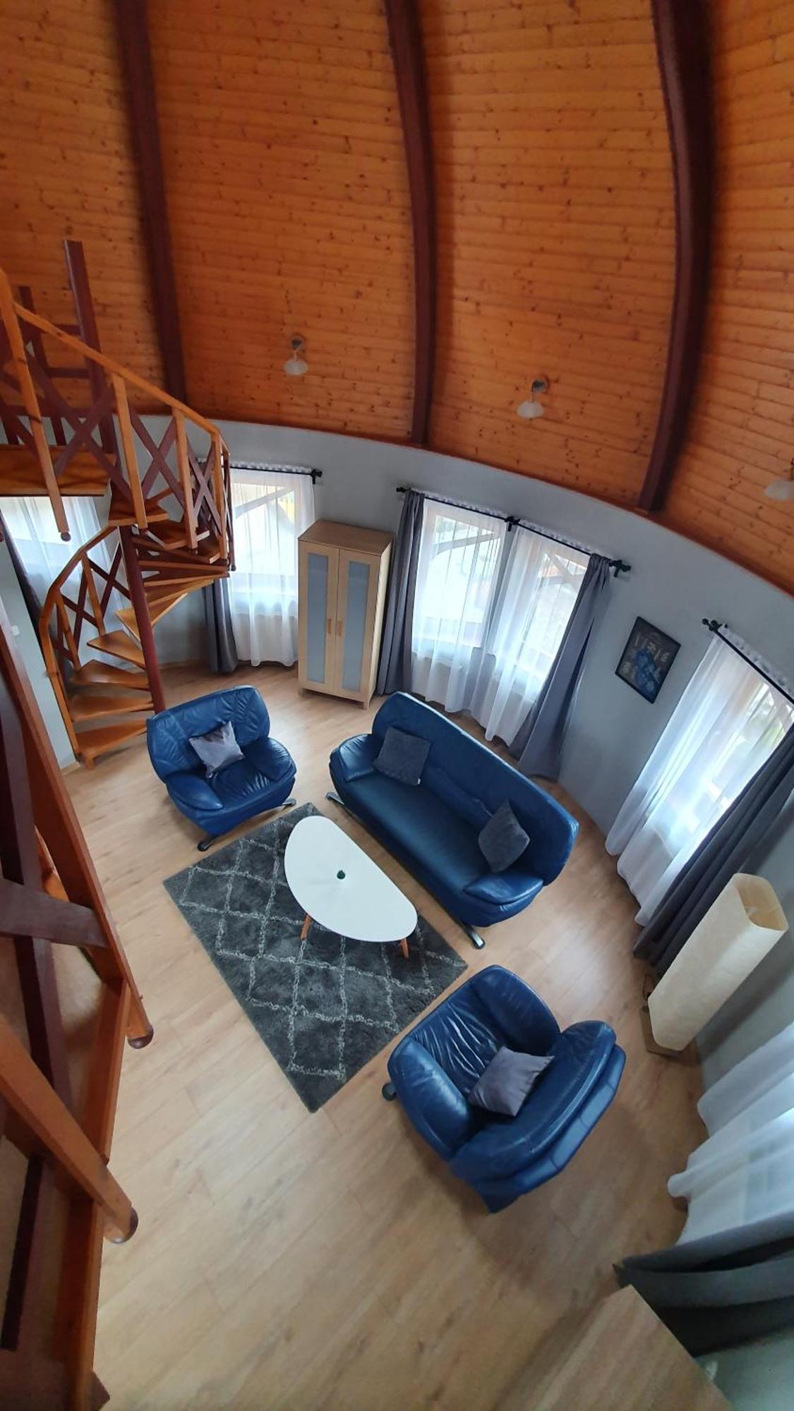 Pannonia Apartman Естергом Стая снимка