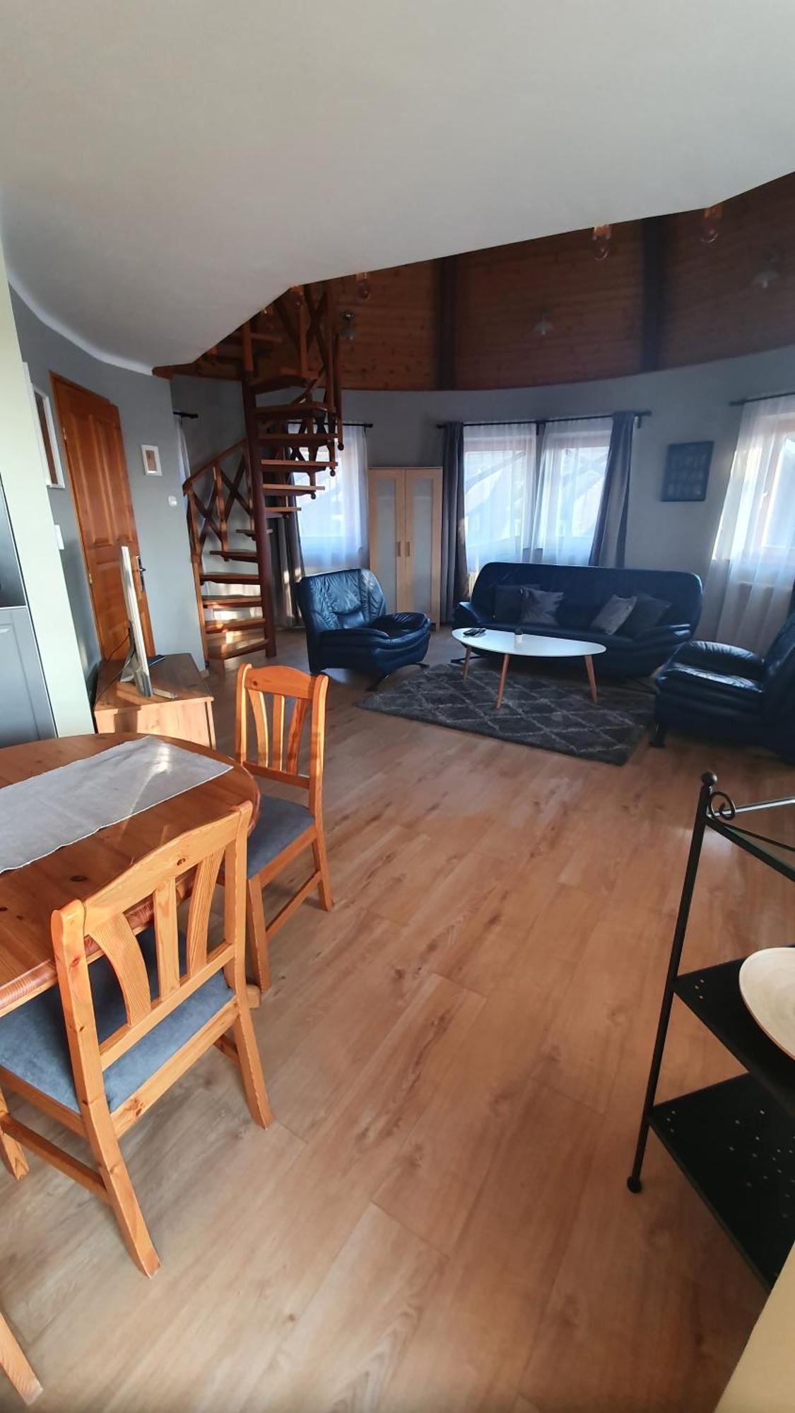 Pannonia Apartman Естергом Стая снимка