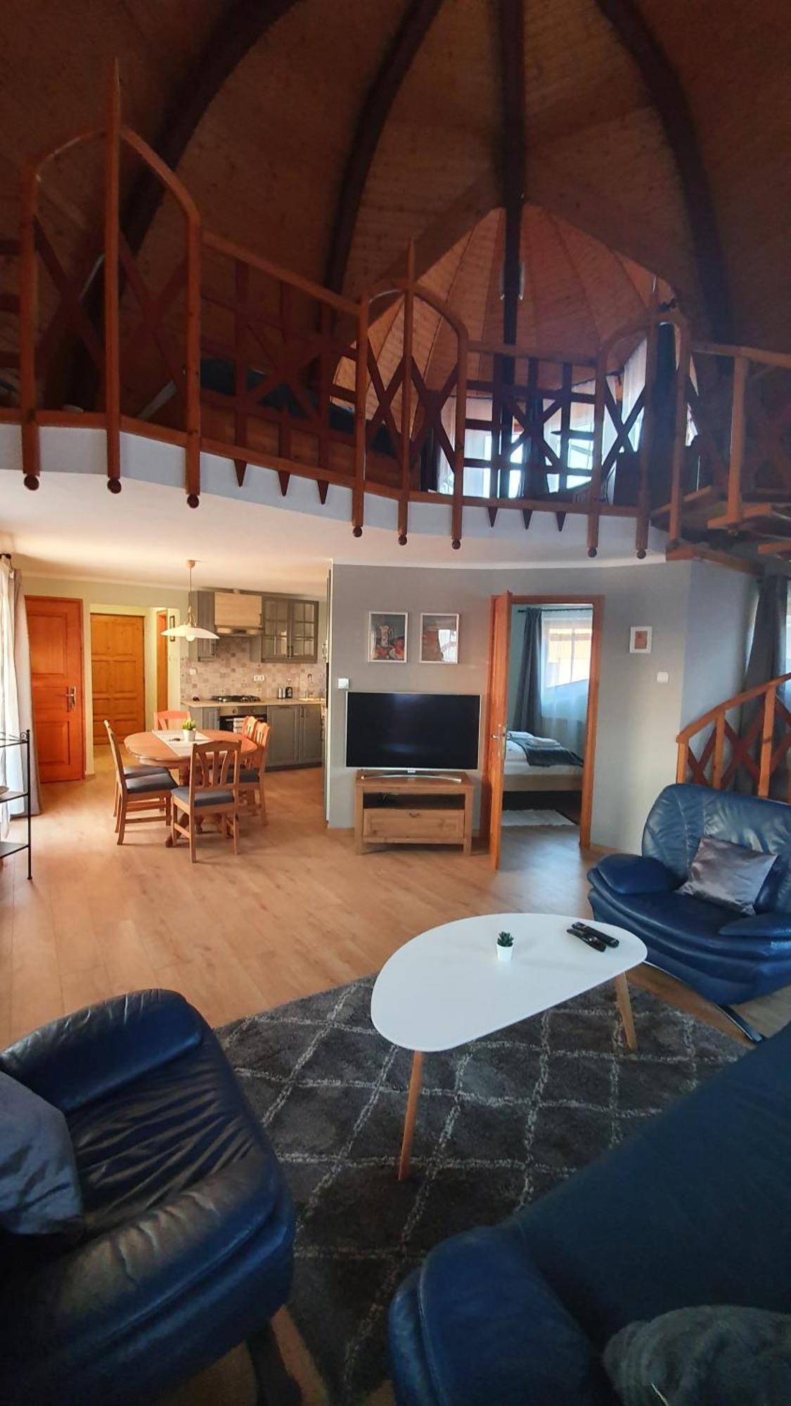 Pannonia Apartman Естергом Стая снимка